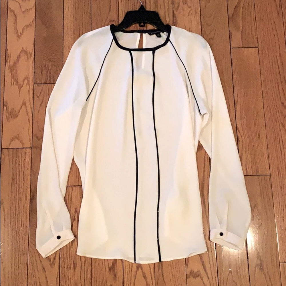 Banana Republic White and Black Blouse